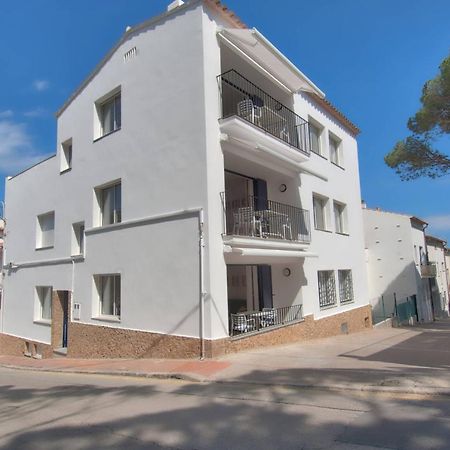 Sant Roc Apartments A Minute From The Beach Calella De Palafrugell Dış mekan fotoğraf